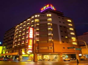 Гостиница Hua Tong Hotel  Хуален